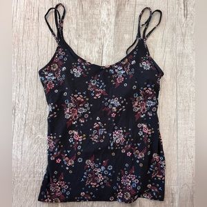 Floral tank top size M and barely worn